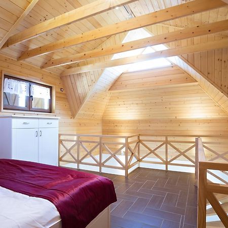 Etno Naselje Vrdnicka Kula Bed and Breakfast Vrdnik Exterior foto